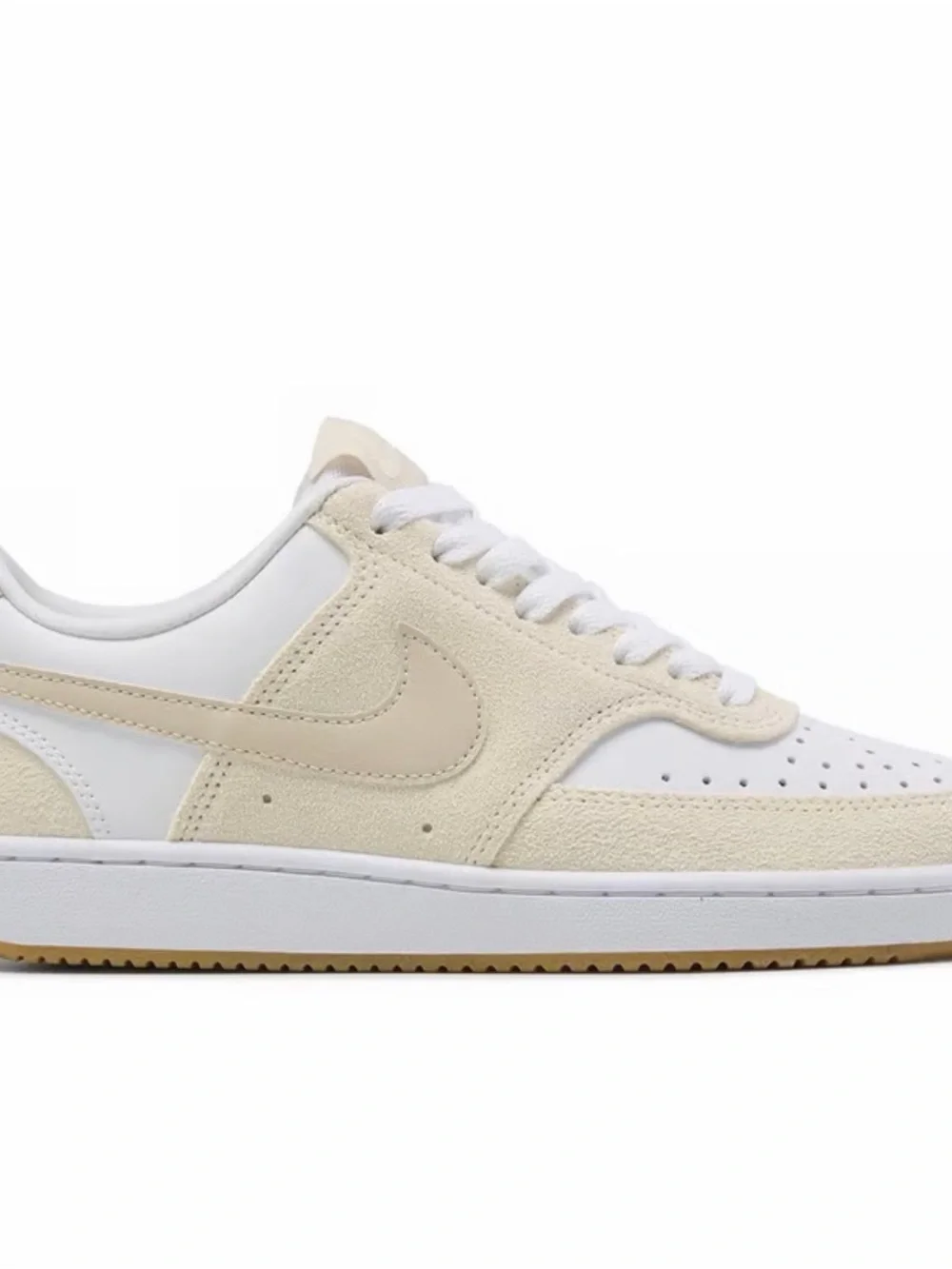 Nike Women’s Low-Top Sneakers in Cream and White - Picture 4 of 4